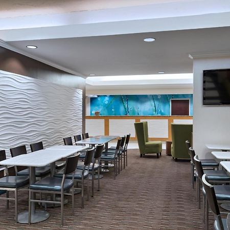 Springhill Suites By Marriott لوتون المظهر الخارجي الصورة